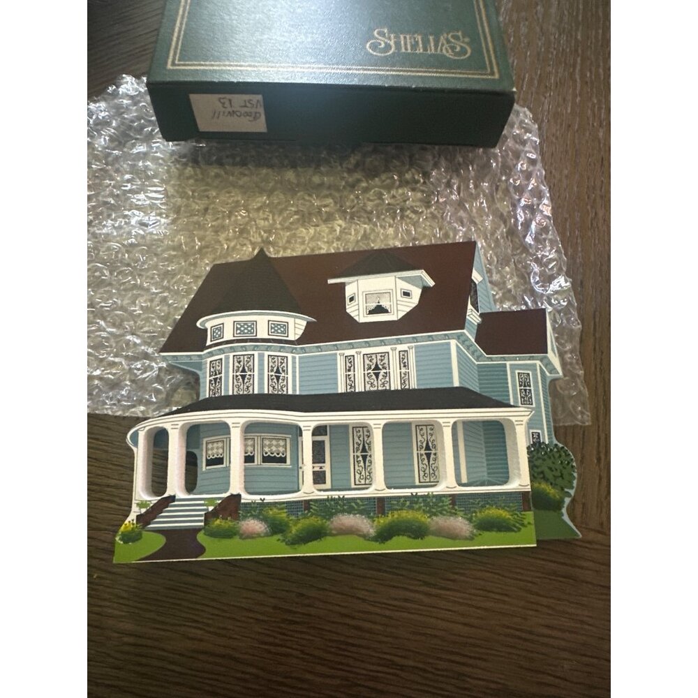 Sheilas Collectible Goodwill House Bramwell WV 1996 Hand-Painted Wooden Keepsake